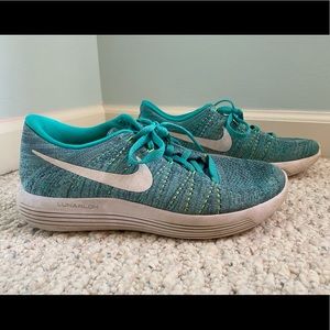 Nike Lunarlon Sneakers
